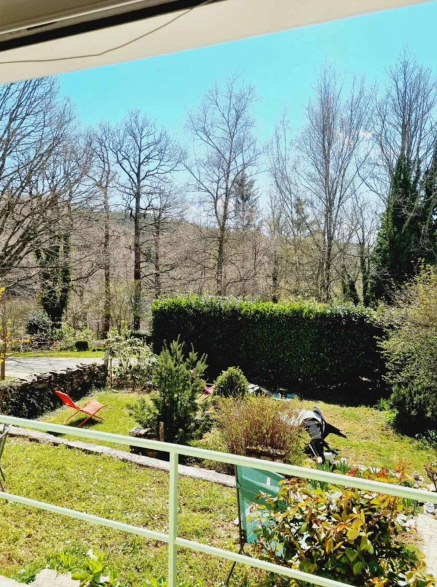 Les Tables Aux Vaches Raviege La Salvetat-sur-Agout Exterior foto